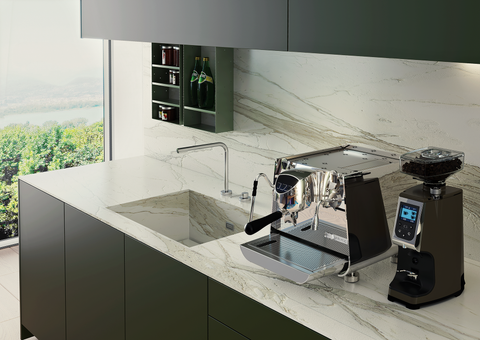 スキー場でも本場イタリアンバールの味を再現——E1 Primaの可能性