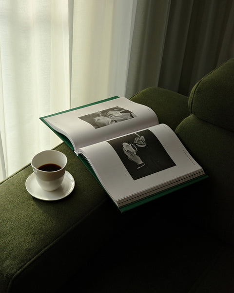 ＜写真集＞ A Measure of Life: Coffee Moments from the Past Century